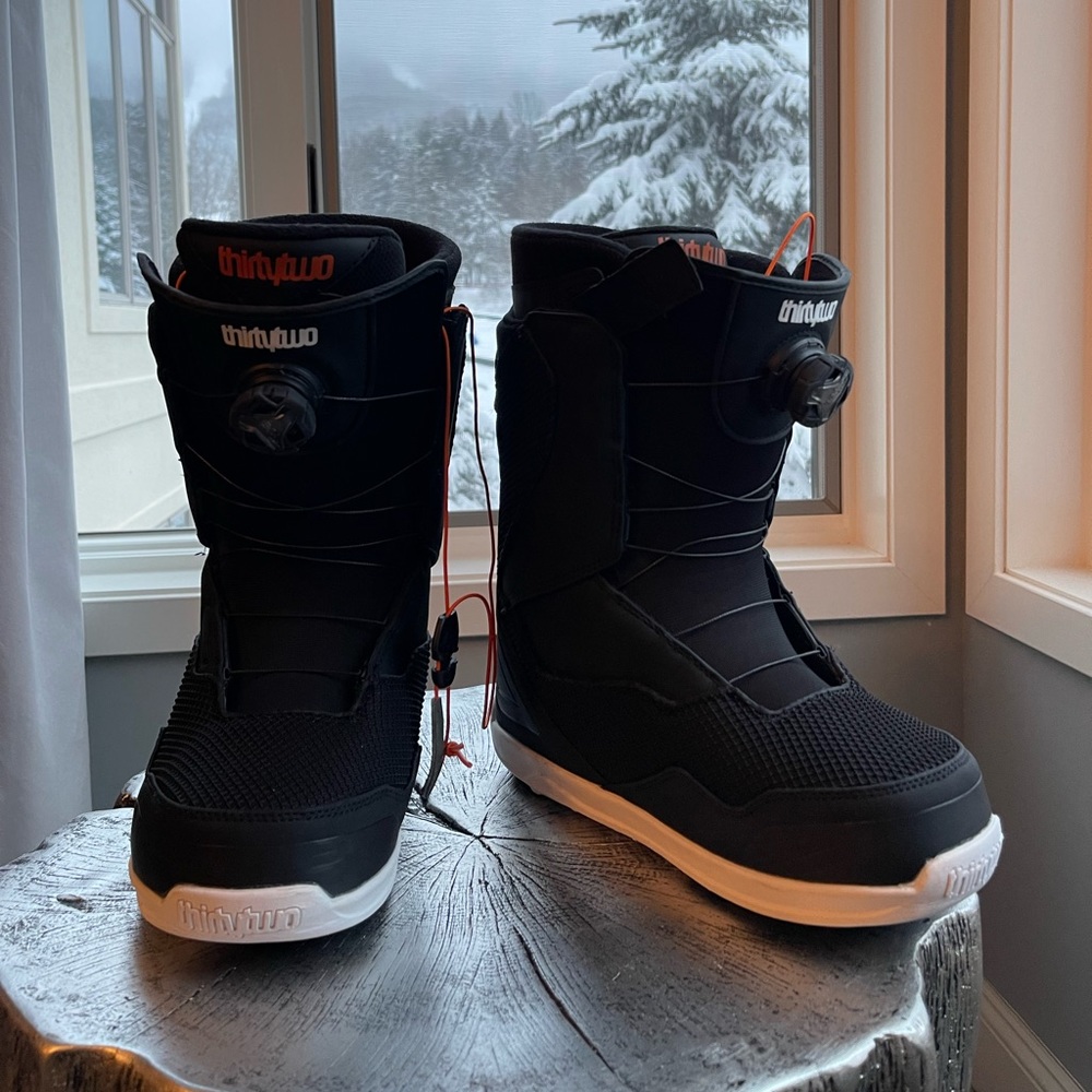 Snowboard boots -  Thirty two 9.5 men’s